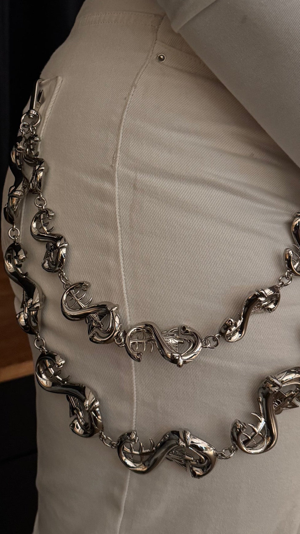 Dual Chains